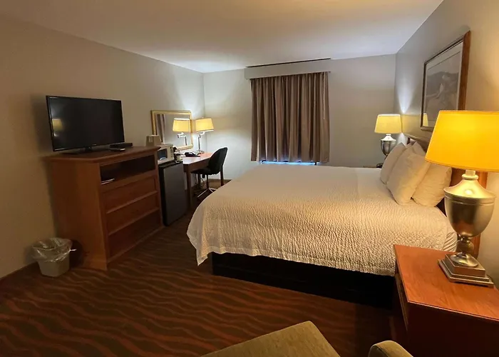 Days Inn & Suites By Wyndham Cuba
