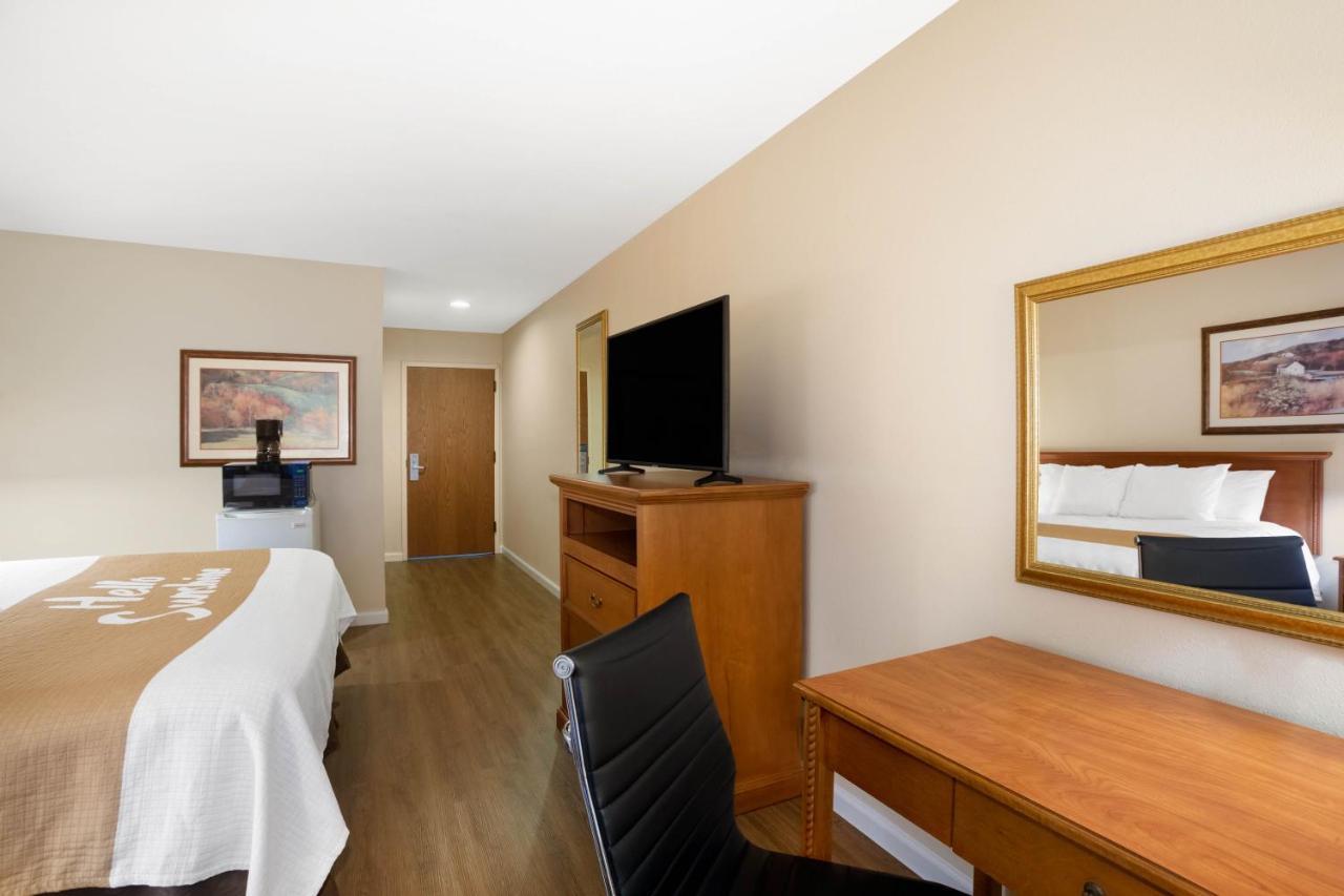 Hotel Days & By Wyndham Cuba